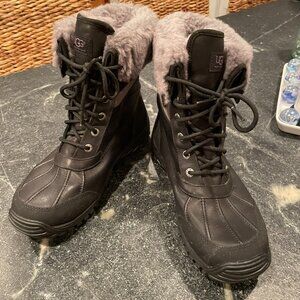 UGG Adirondack II Women's Winter Boots - Size 10 - Worn Once!